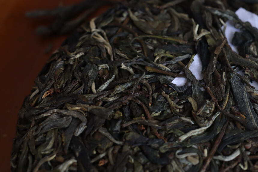 喝普洱茶，为什么茶的滋味会茶水分离？