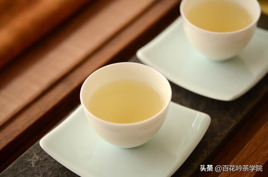 【偶然遇见，一念永恒】还记得第一次喝普洱茶的场景吗？