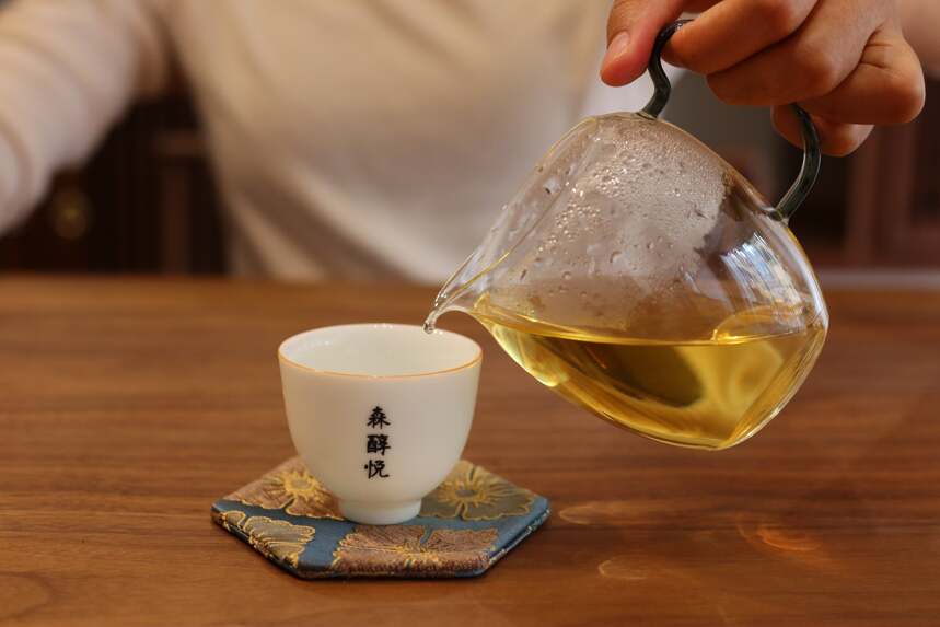 不同茶类的保质期为多久？如何分辨茶叶是否变质？