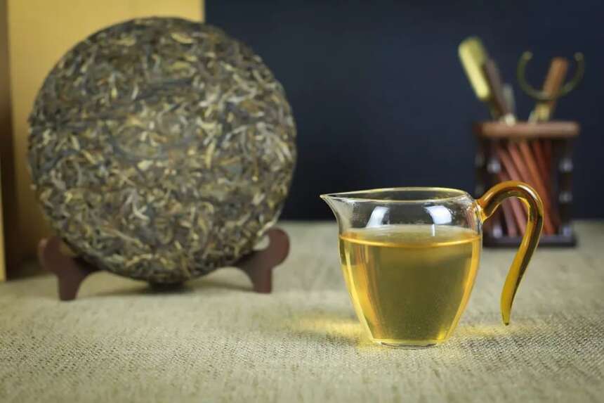 “生津之王”——藤条茶