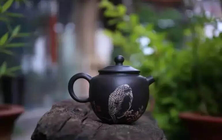 为什么你用紫砂罐存的普洱茶没有纸箱存的好喝？