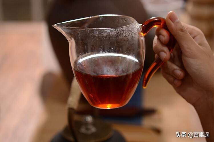 雨季来了，普洱春茶存储不当受潮后该怎么处理，还能喝吗？