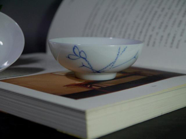 喝茶的茶具很常见，但是这种品茗杯却只能用奇迹来形容