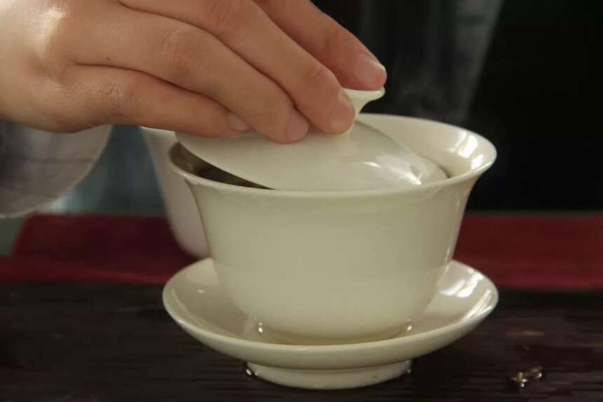 喝茶的盖碗该怎么选？