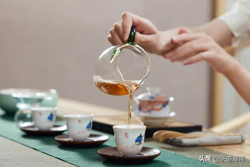 许玉莲：是爱泡茶还是爱喝茶？