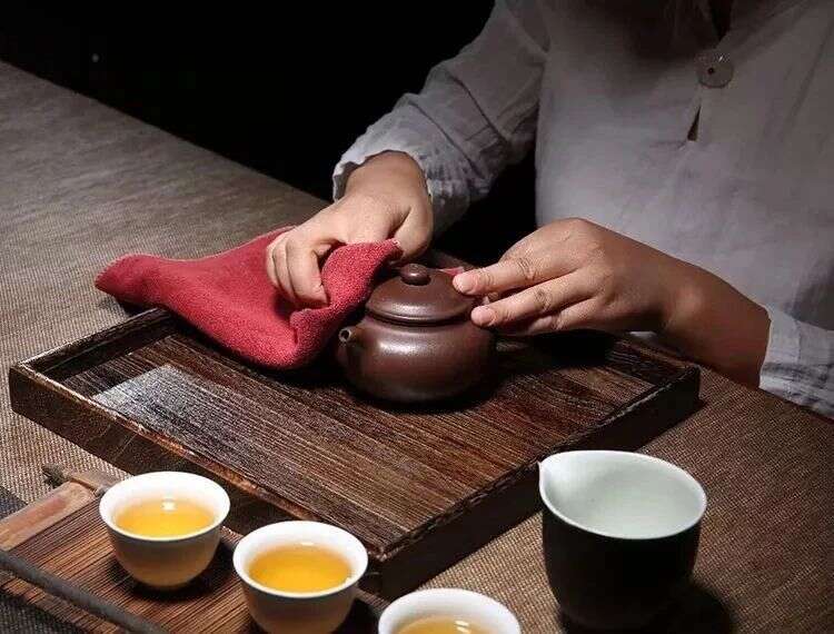 泡好茶叶，选对茶器很关键