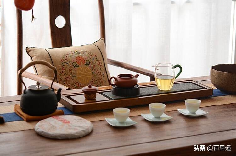 普洱散茶和紧压茶，有什么样的不同？哪个更好一点？