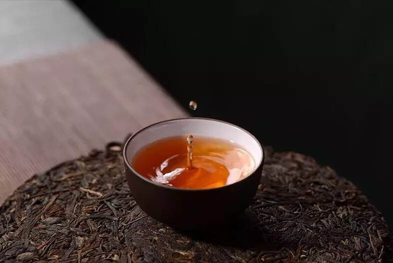 中期茶凭什么这么火？究竟是怎样的魔力？