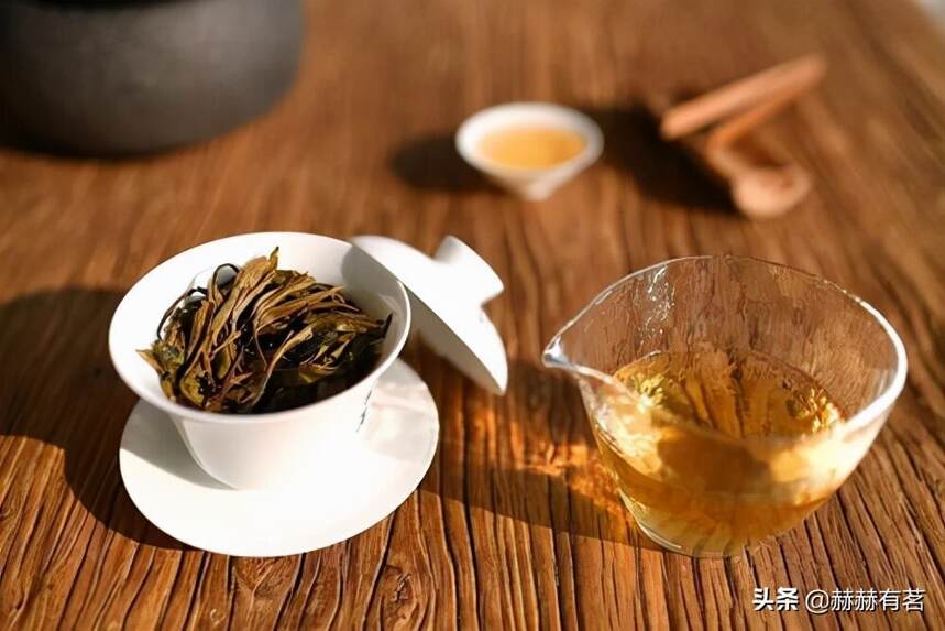 变质茶叶危害身体！3招教你辨别变质茶叶，正确储存