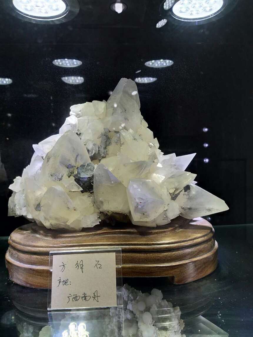 今日奇石｜矿物晶体石收藏