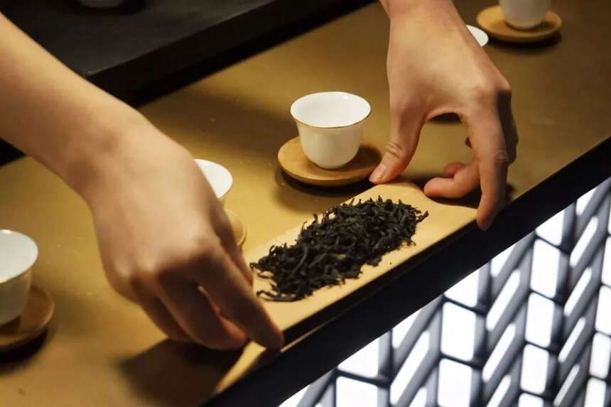茶知识大红袍篇您还觉得所有的岩茶都有岩韵吗？从这几个方面了解