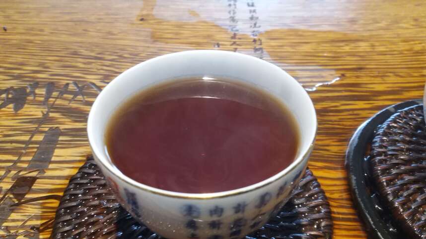 一款老茶，承载着十数年的韵味