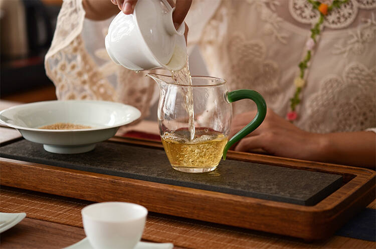 春茶季，好茶抢“鲜”尝！4款春茶已备好，百里遥喊你来喝茶啦
