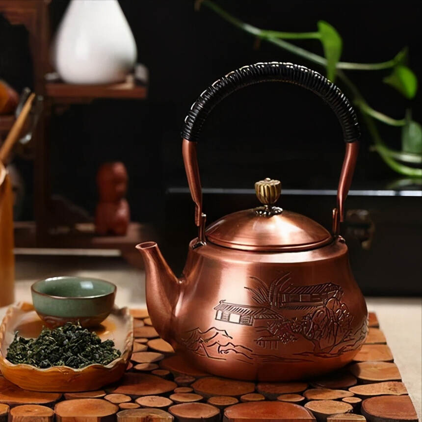 武夷岩茶，铜茶具，景泰蓝茶具，玉石茶具特点？