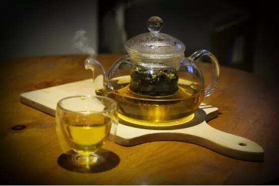 你知道六大茶类香型吗？不同的茶有不同的香，学懂茶香
