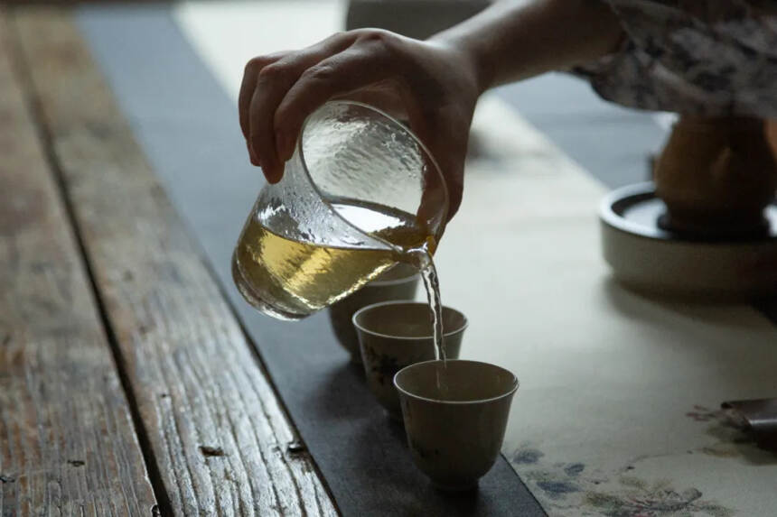 以润茶识 | 如何理解普洱茶汤中的“水味”？