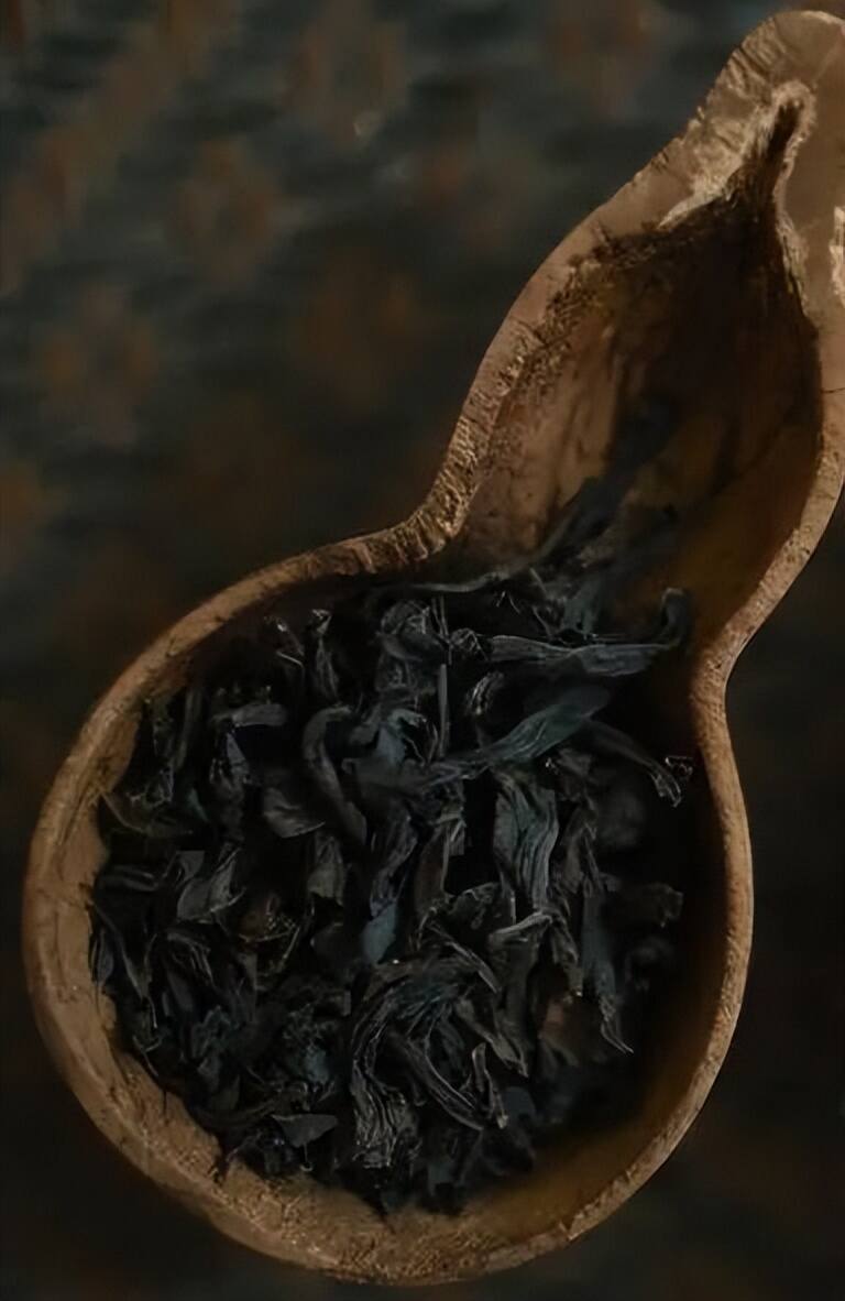 青茶 | 闽北乌龙 --- 武夷岩茶之香不过肉桂 斗茶香兮薄兰芷