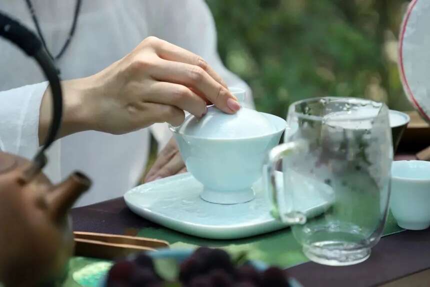 以润茶识 | 如何用泡茶方法来降低茶汤中的苦涩感？
