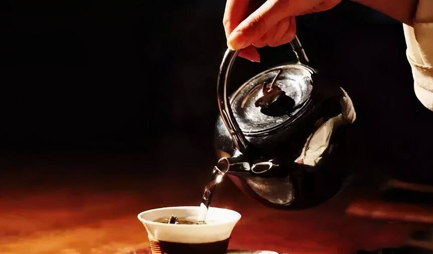 武夷山岩茶品饮渊源与冲泡方法和保存