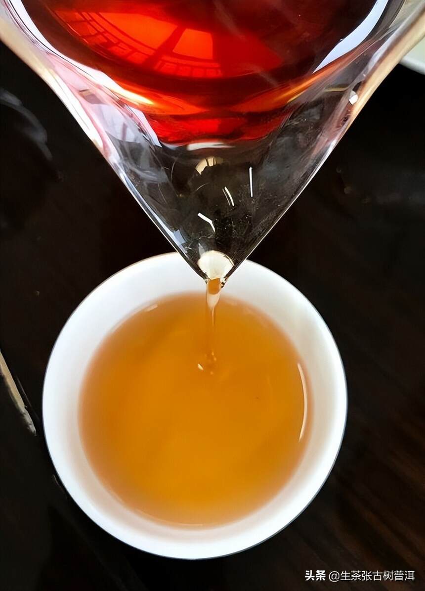 喝普洱茶出汗，是不是就能判断此款普洱茶品质好、茶气足？