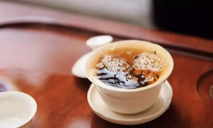 茶汤表面的泡沫，是农残、杂质还是精华？