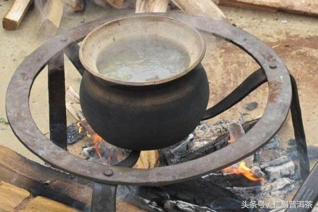 仁易说茶：普洱茶与哈尼族的饮茶习俗