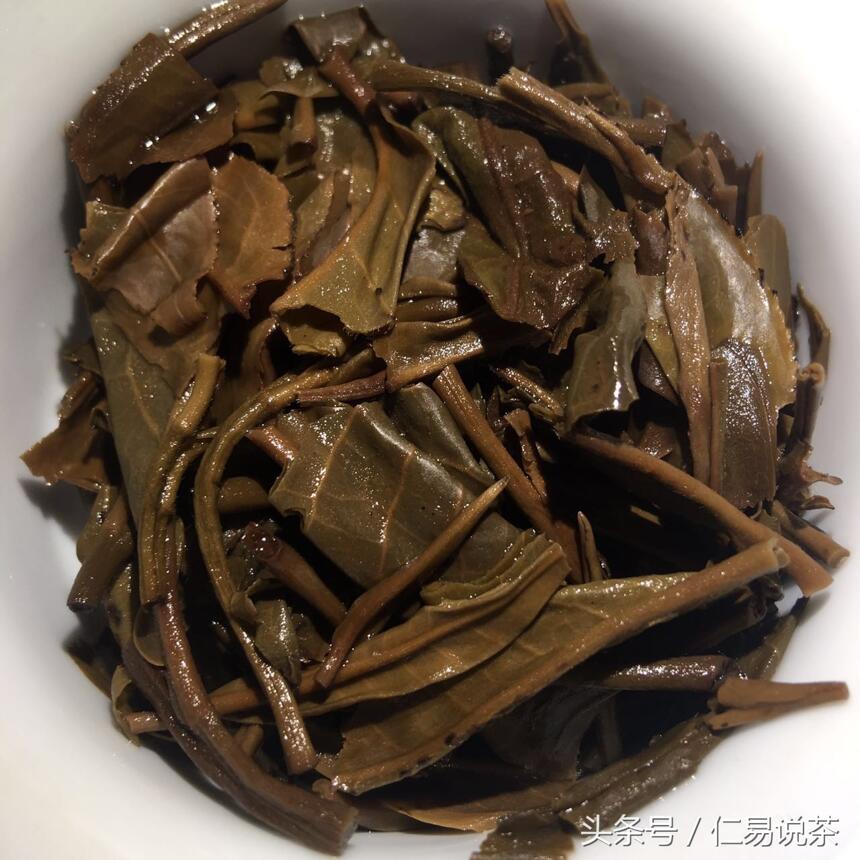仁易说茶：李连杰说的《功守道》，也是给普洱茶行业的提示