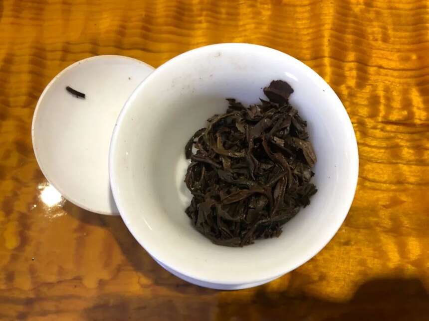 《老徐鉴茶》493期：十五年的拼配老生茶品鉴报告（重庆茶友寄）