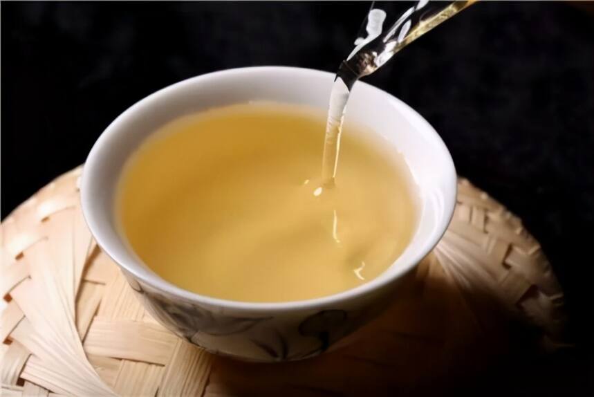 云南普洱茶十大名寨以及各寨的名茶各自有哪些特点？你喝过几种？