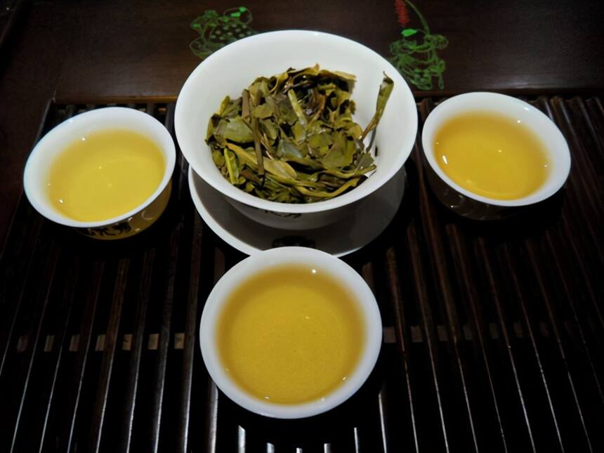汇总易武“七村八寨”普洱茶的口感特点，看看你爱喝哪个？