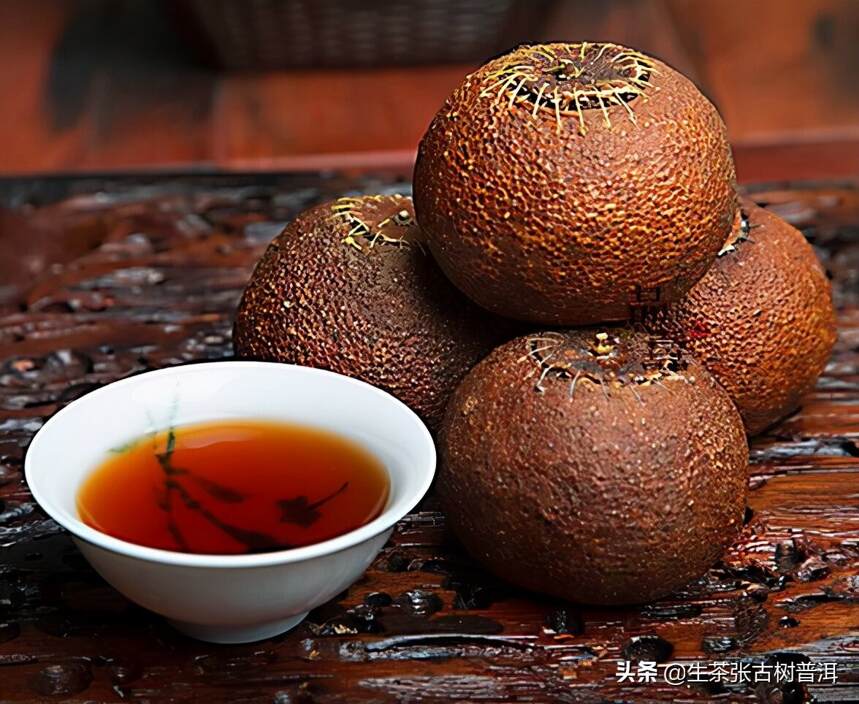 小青柑和陈皮普洱是不同的普洱茶叶，你可知如何辨别两者？