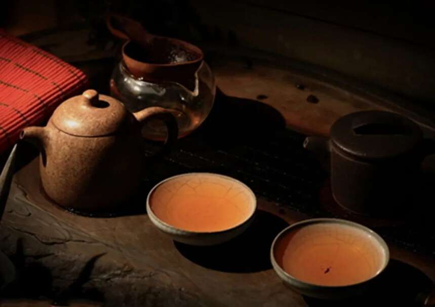 老徐谈茶242：想选便宜且高品质普洱茶？如何看茶地、品茶味？