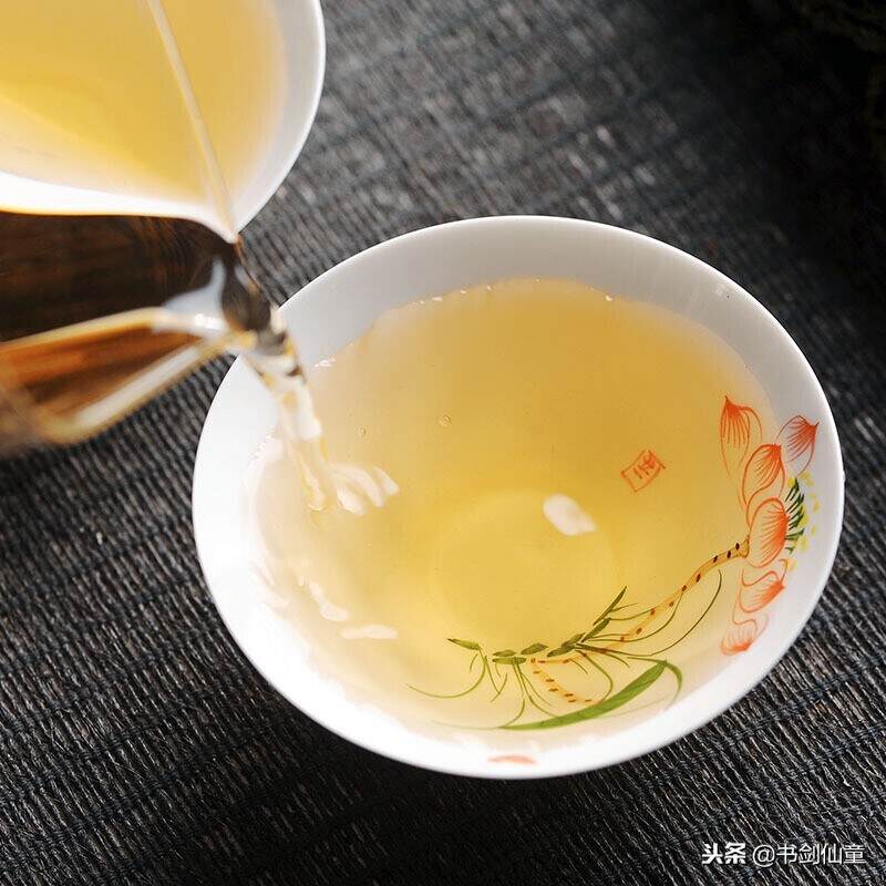 「茶叶知识」普洱茶的回甘和回甜是一个意思吗？