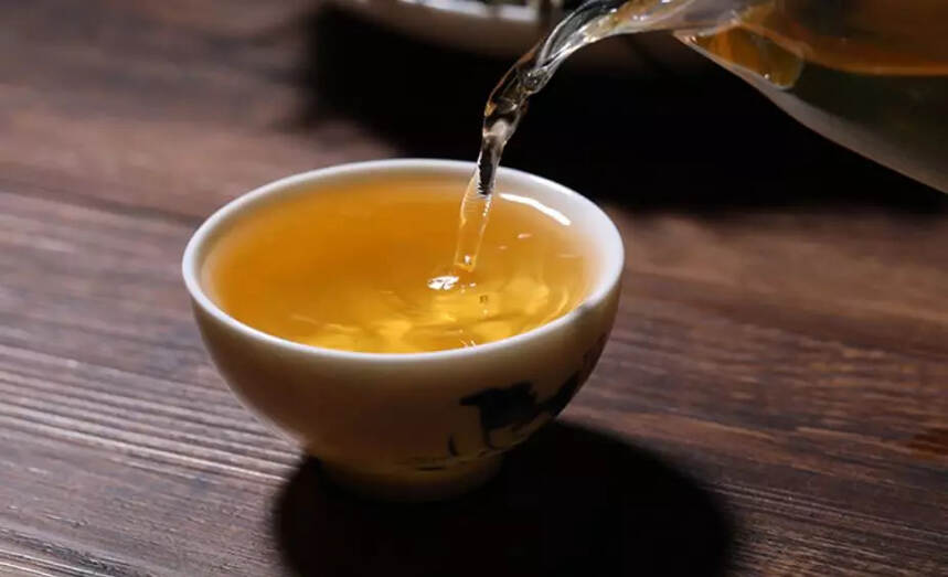 散户存茶会是普洱茶市场的明天？