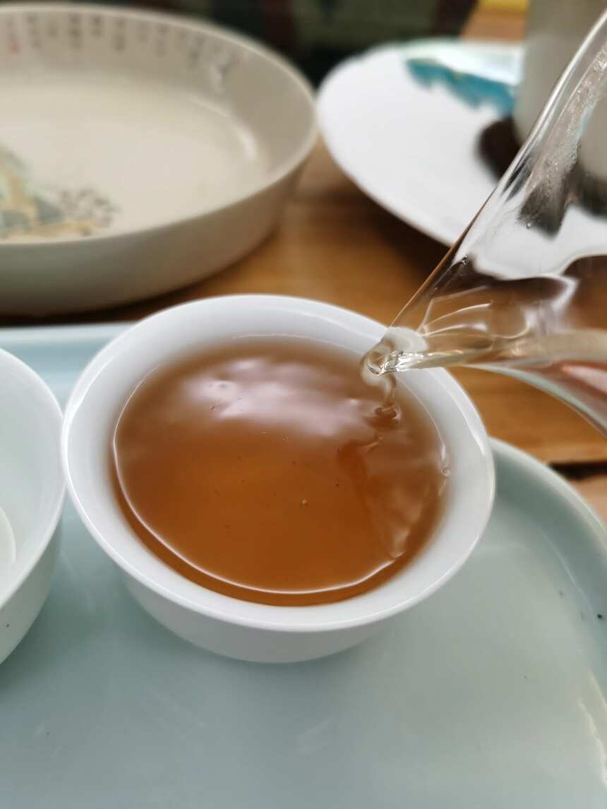 虎山行普洱开汤之——新业九二方茶