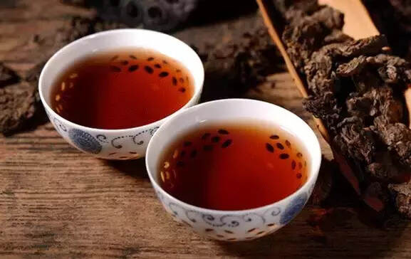 曾经辉煌的定制茶，为什么不行了？