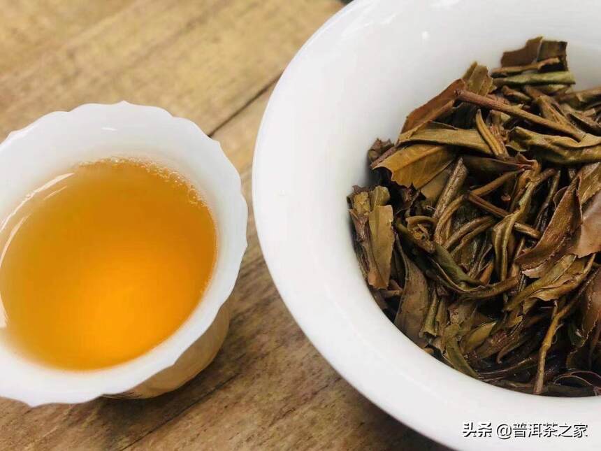 市场上普洱茶千千万，老班章古树茶价格是真的乱