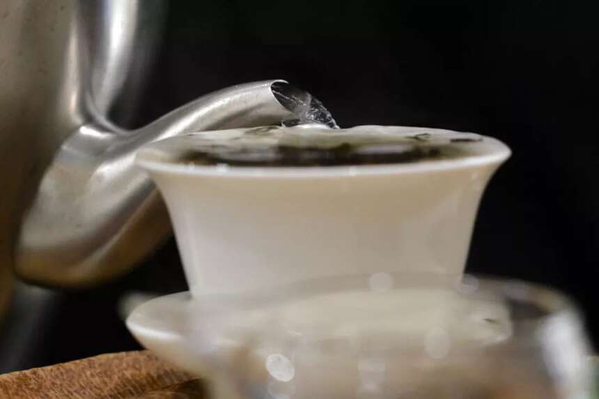 这样冲泡普洱茶既洗干净茶，又能保留头泡之美