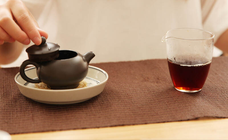为什么冬季用紫砂壶泡茶，壶特容易裂开？揭秘7个紫砂壶使用技巧