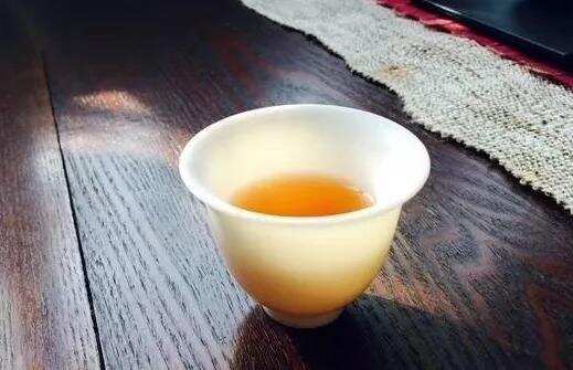 日本茶道被批无聊至极！如今的中国茶道，流于形式，毫无内涵？