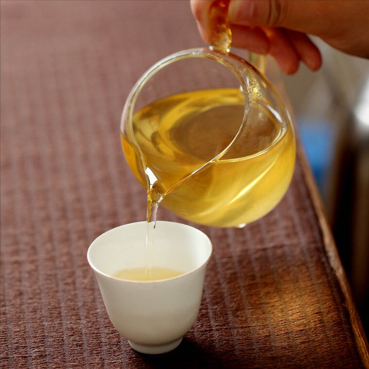 和名山古树茶相比，梅子箐、忙肺等临沧小微产区普洱茶有5大优势
