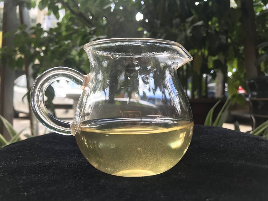 《老徐鉴茶》第280期：曼糯2019春茶品鉴报告（北京茶友寄）