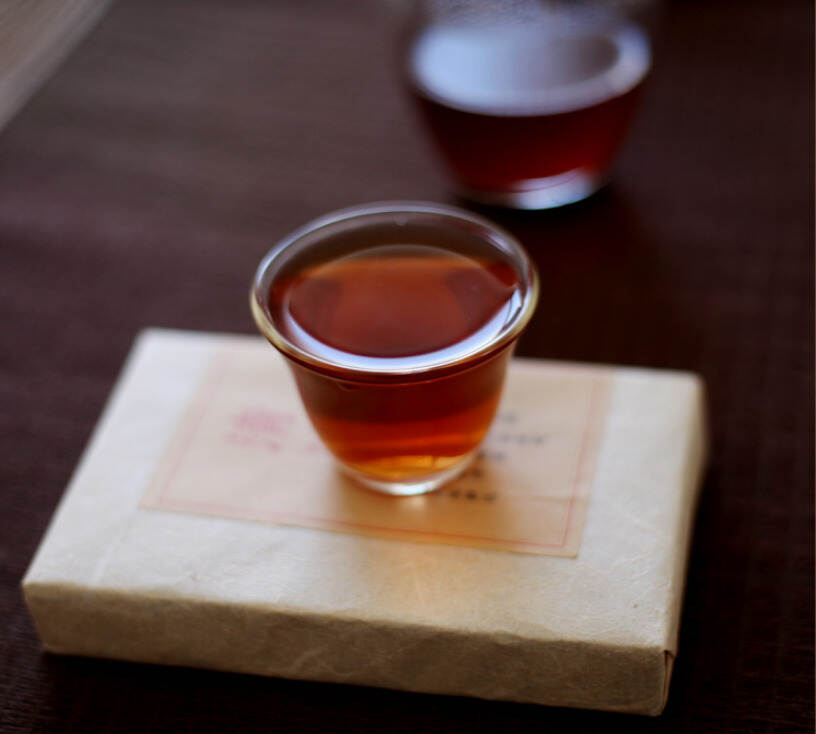 勐海古树料做成的10年熟茶砖，是勐海味吗？附口感测评