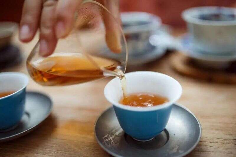 泡白茶，如何控制茶汤的浓度？