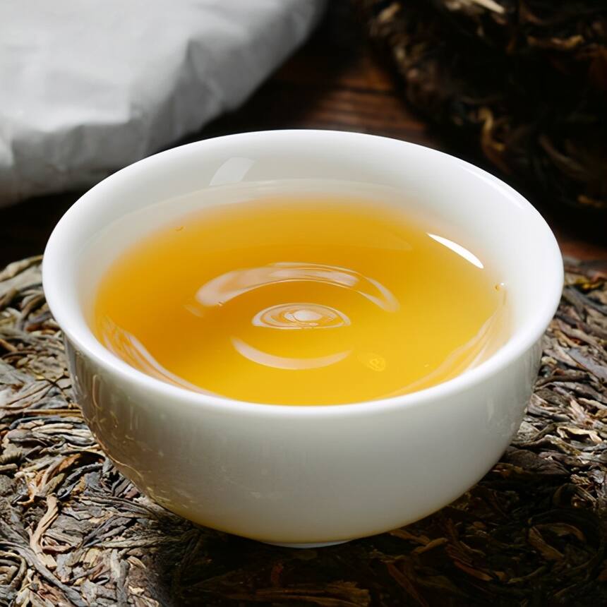 普洱茶是散茶好？还是紧压茶好？口感和滋味有什么不同？