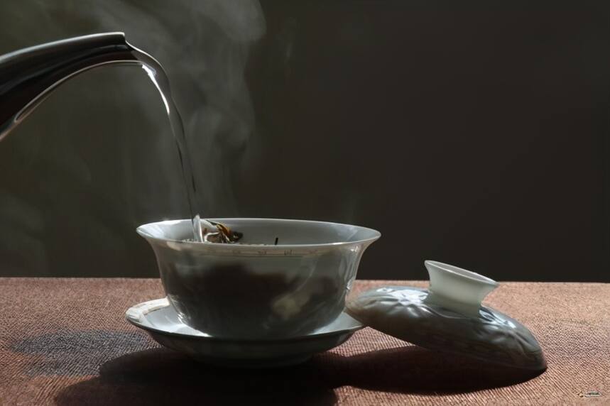 普洱茶怎么冲泡，泡出的普洱茶汤会更香更好喝？