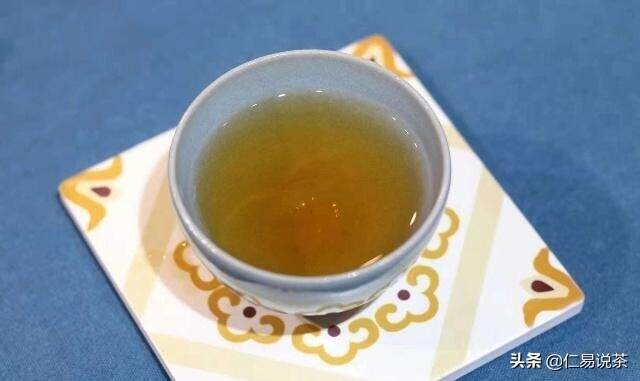 写给入门新手初学者的普洱茶建议，选择生茶还是熟茶？