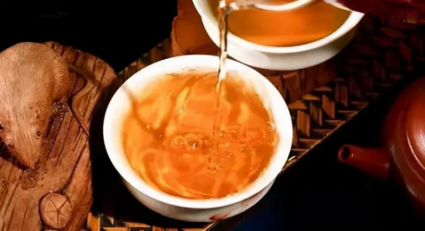 普洱生茶的汤色你知道几种？
