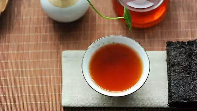 普洱春茶，品质如此优秀，还有这方面的原因！