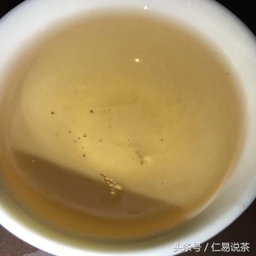 仁易说茶：现今的高端普洱茶苦了谁？普洱茶炒作大致是怎么样的？